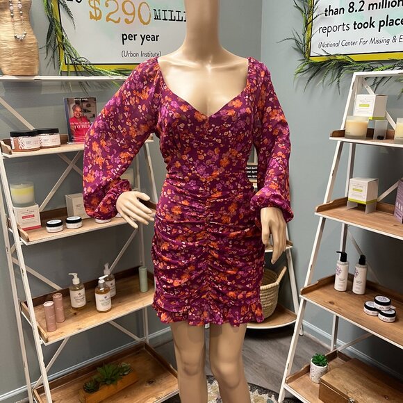 Lush Dresses & Skirts - NWT Floral Purple Snitched Bubble Sleeve Mini Dress